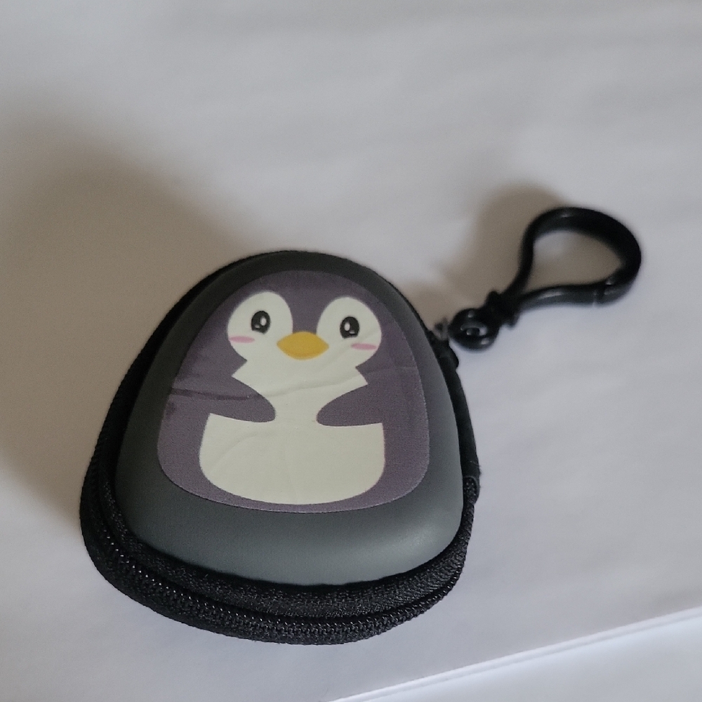 Penguin Design Coin Pouch with Clip